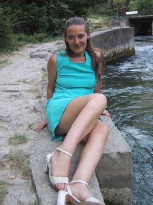 uk lindsay cheating wife