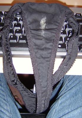 bragas negras sucias