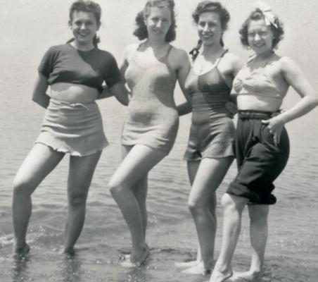 VINTAGE-BADEANZÜGE