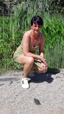 German Submissive Milf Marion from Duisburg exposed!