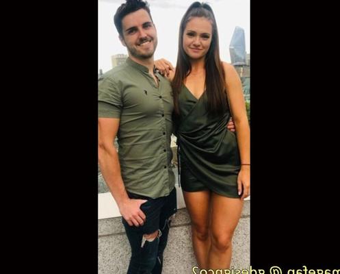 Couple sexy exposé (nouvelles photos)
