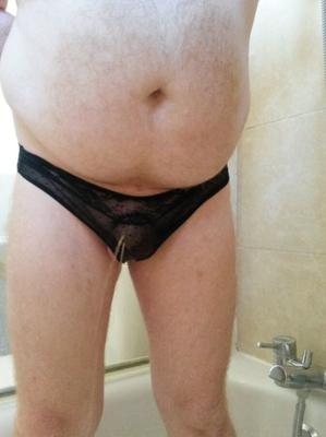 彼女のパンツを捨ててしまいました()