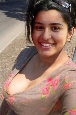 Mast Pakistani Booby Aunty - Bhabhi hoto aysi!!!! - BIG PLUMP BO