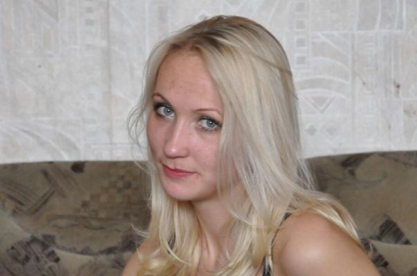 Русские девушки - замужняя блондинка Таня