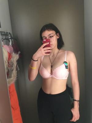 Katerina M - amie de Julia B.