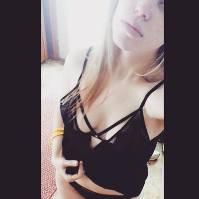 Selfie girl #