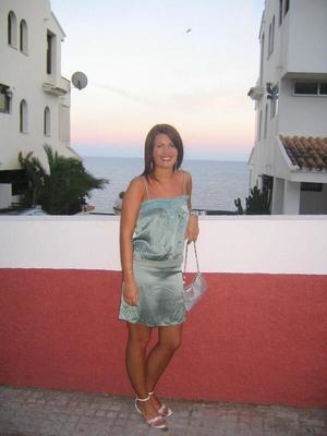 Morena MILF Emily