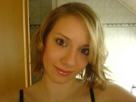 Eve - Sie ist eine Sünde wert