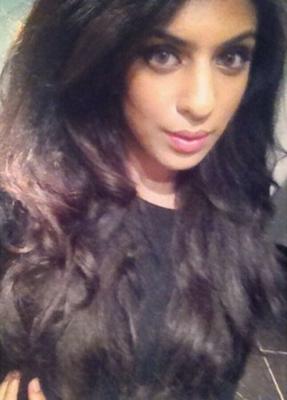Gorgeous Paki slut in need of jizzshots
