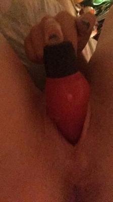 Wet slut found on snapchat Bellallem