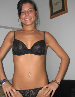 ..........EBONY TEEN DONNA AND GIRLFRIENDS