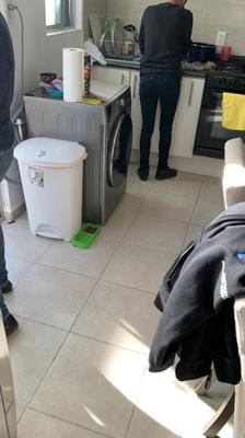 jovem mãe
