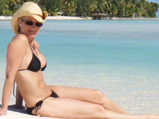Bikini Milf