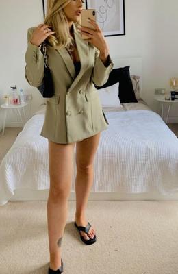 Slag Lauren Loves to show her big tits and perfect innie pussy