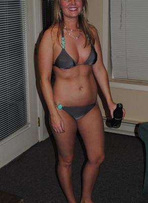 Fucking Hot Blonde Amateur Wife