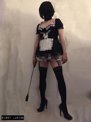 Sissy Empregada para Serviço
