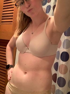 La télé de Cuck, sa femme exposée, est @cobbsbob