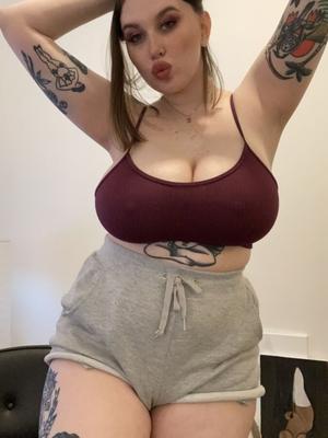 Uk busty feminist Elizabeth wants degrading
