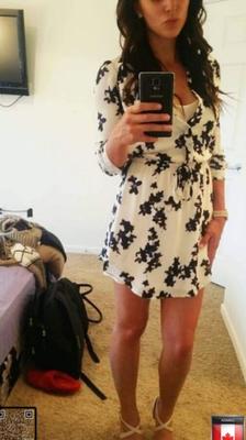 ????Sexy Nicole du Canada Selfies [Fuite] (????????)????
