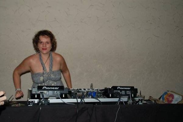 photos de DJ dodues pour son petit ami