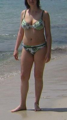 Meine dickbrüstige Frau Silvana im Bikini und Urlaub