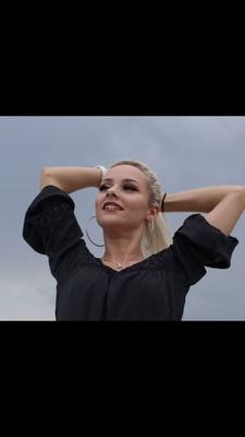 Chloe