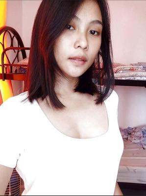 Cute Malay Coed
