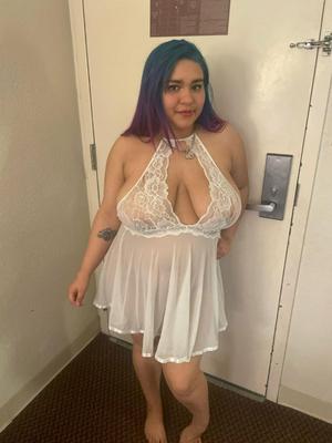 Hot Fat Naked Slut Wife