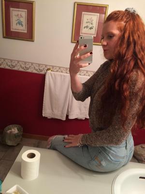 Selbstgemachter Sex mit rothaarigem Teenie