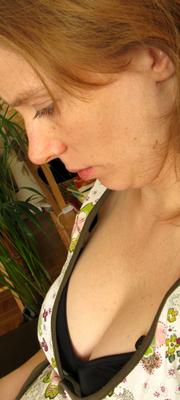 Junge schwangere Frau