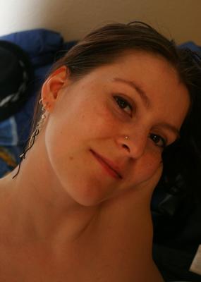 fille posant