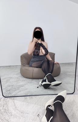 Das gehorsame Frau Selfie