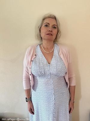 英国のとてもセクシーなエミリー