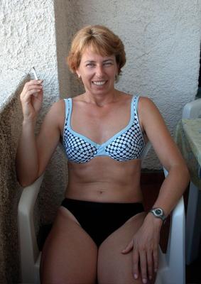 MILF Renate