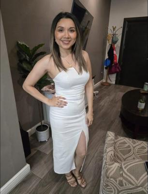 Esposa latina expuesta