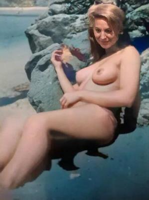 putain de plage mature blonde
