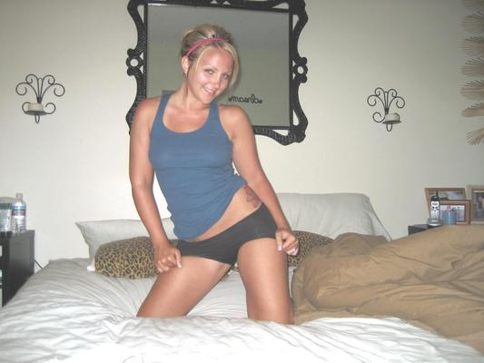 Exposed Wife Ellie