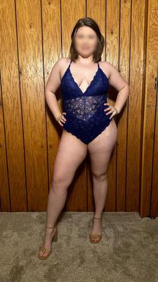 Amateur chubby wife
