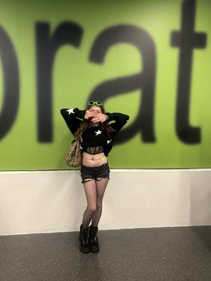 Linda puta a Kailey le encanta presumir en Snap