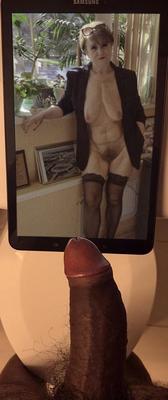 Homenaje a "la antigua prostituta". 