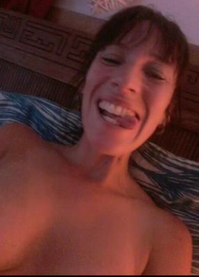 French Wife of a Fan