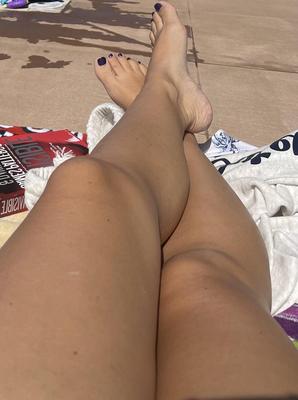 dona de casa petite de um ano