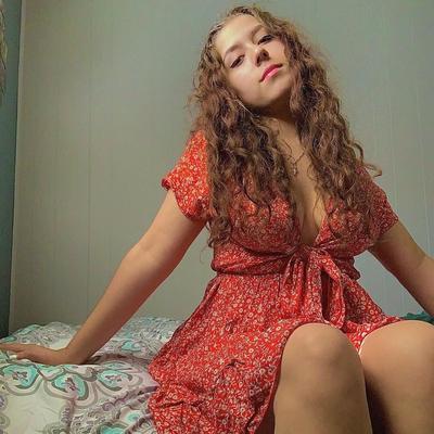 yo American Slut Haley würde gerne Männer und Pferde reiten/ficken