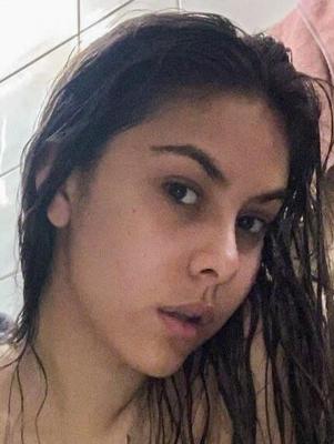 Latina WebSlut Hannah Beason desnudos caseros expuestos