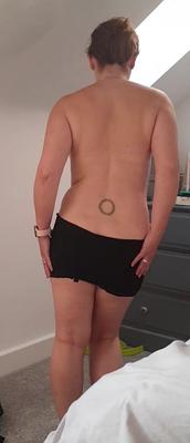 Chunky milf showing her big ass!